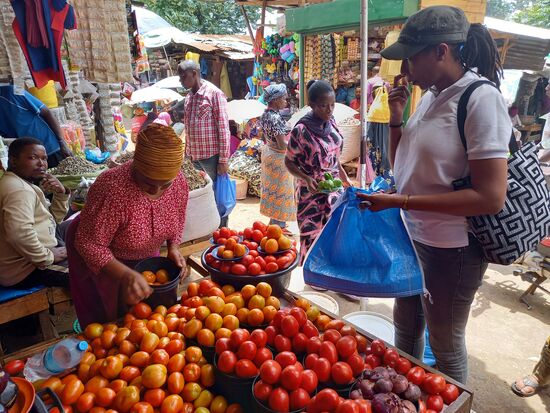 Tomaten werden ebenfalls gebraucht.