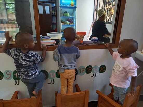 Hagai bleibt nicht lange allein  