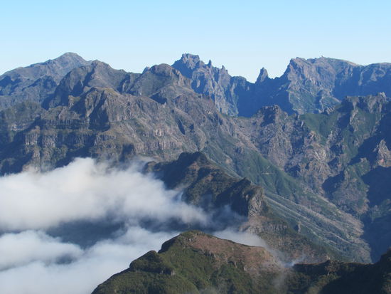 Wieder grandiose Blicke auf eine fantastische Bergwelt.