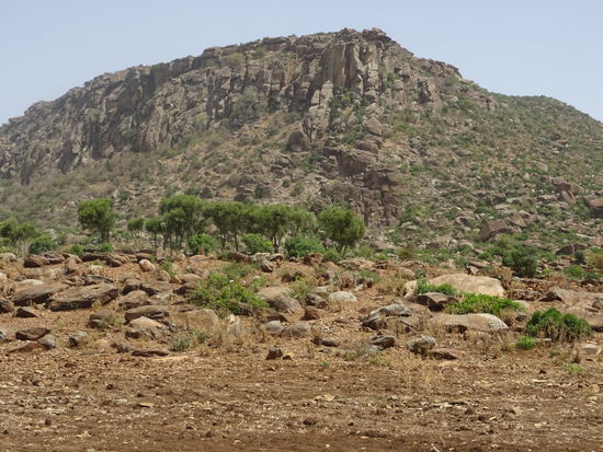 Ein Blick auf die gewaltigen Granitfelsen.