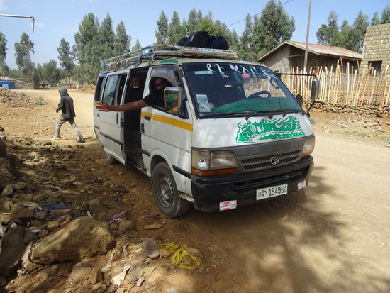 Mit diesem Bus geht es nach Lalibela.