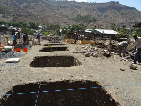 Hier entsteht ein neues Schulgebäude.