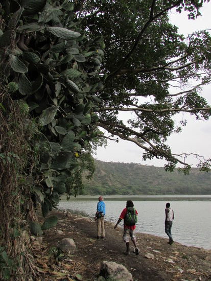 Der Einheimische ist immer an unserer Seite. Hier sollen wir umdrehen,  es sei zu gefährlich für uns hier allein weiter zu gehen. Warum, erfahren wir später.