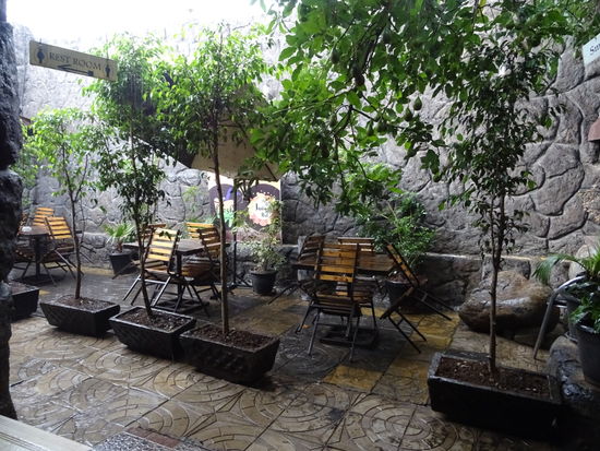 Dann setzt Regen ein.