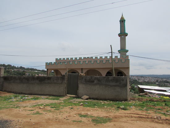 Harar ist für die äthiopischen Muslime die viert heiligste Stadt nach Mekka, Medina und Jerusalem. Daher gibt es hier unzählige Moscheen.