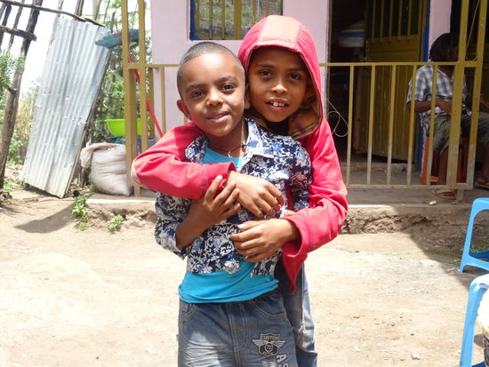 Tesfahun mit seinem Freund