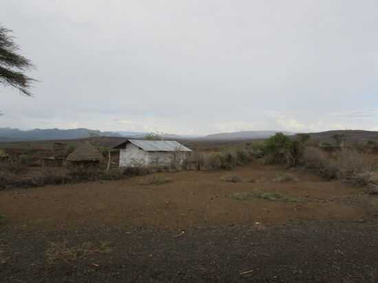 Kleine Siedlungen entlang der Straße