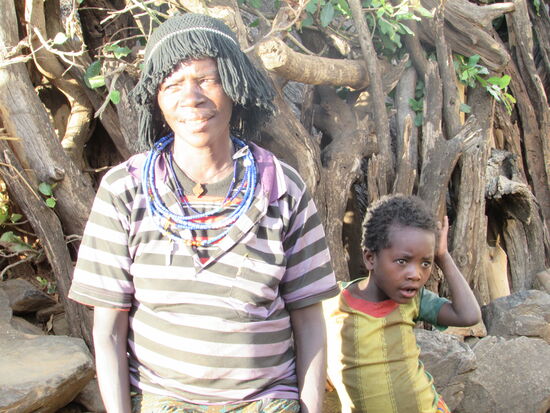 Wir durften sie fotografieren. Diese Frau ist 42 Jahre alt.
