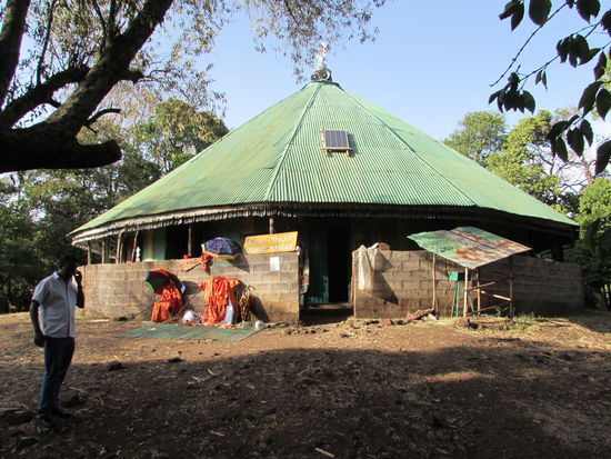 Das "Debre Maryam" Kloster. Irgendwie bin ich überrascht. Ein so einfaches Gebäude hatte ich nicht erwartet.