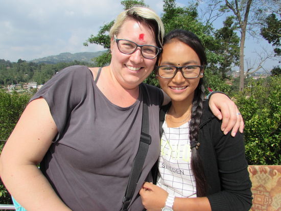 Auch Sylvia ist glücklich Binu zu sehen 