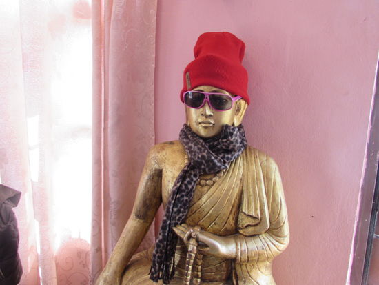 die Mädchen haben Boudha chic gemacht