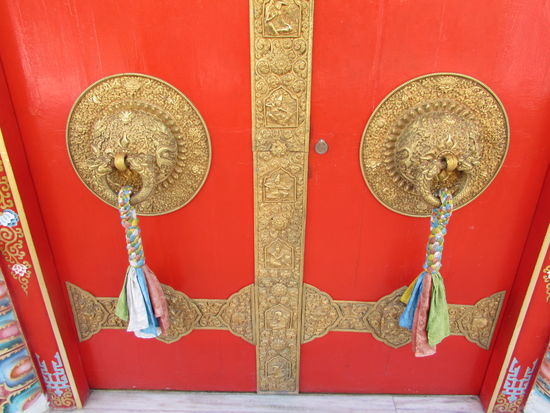 Wir nähern uns dem Inneren der Anlage. Doch diese Tür ist verschlossen.