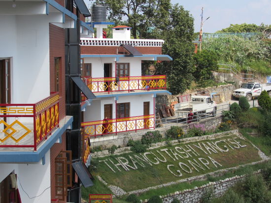 Dort wohnen die Mönche.