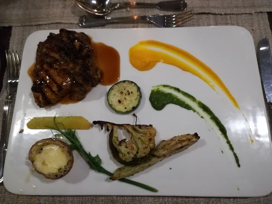 Lecker Hühnchen mit Gemüse.