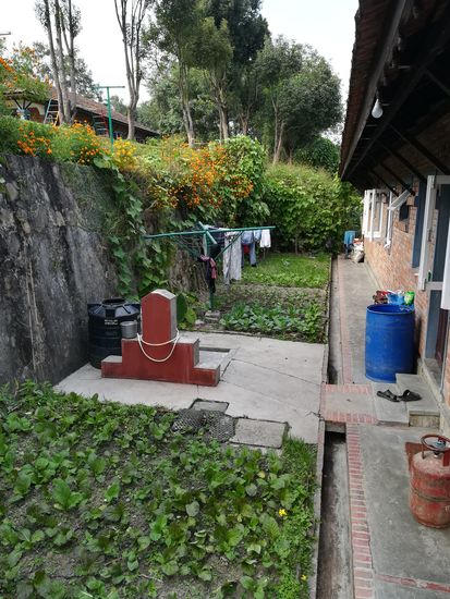 Jedes Haus hat einen kleinen Garten.