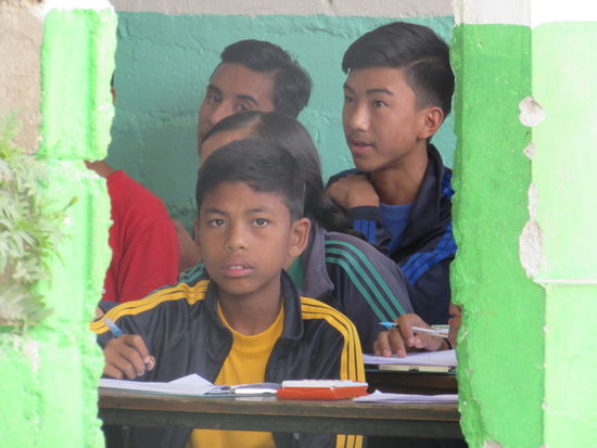 Wir entdecken auch Dawa (hinten rechts).