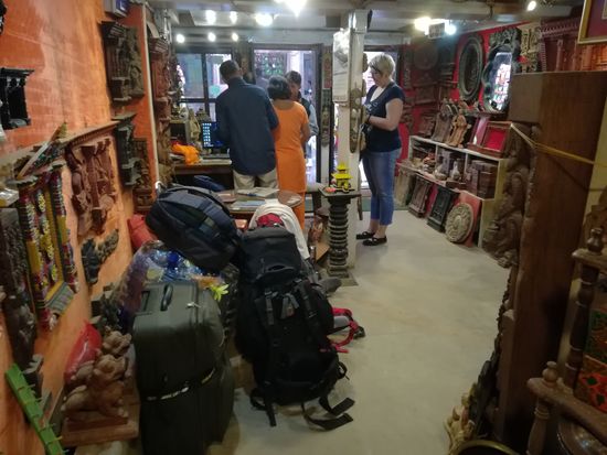 Geschafft, all unser Gepäck ist unten 