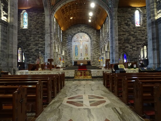 Im Inneren der Kathedrale