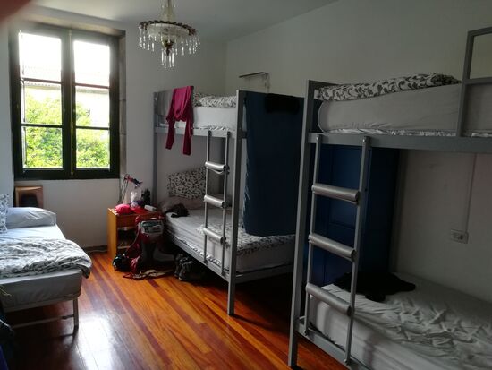 Das Zimmer in der Herberge.