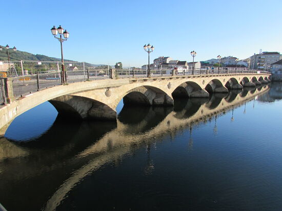 Über diese historische Brücke verlasse ich Pontevedra.