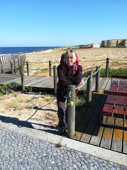 Hier am Strand von Angeiras starten wir.