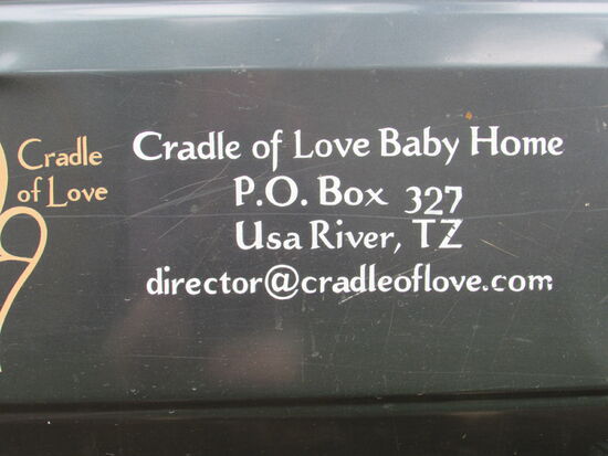 Der Kontakt zum Waisenhaus.