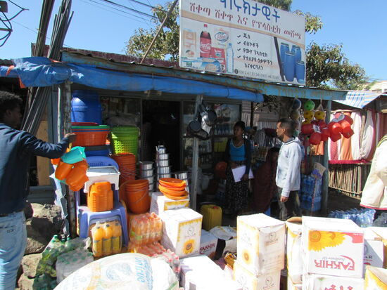 Dann kaufen wir noch Bleistifte.