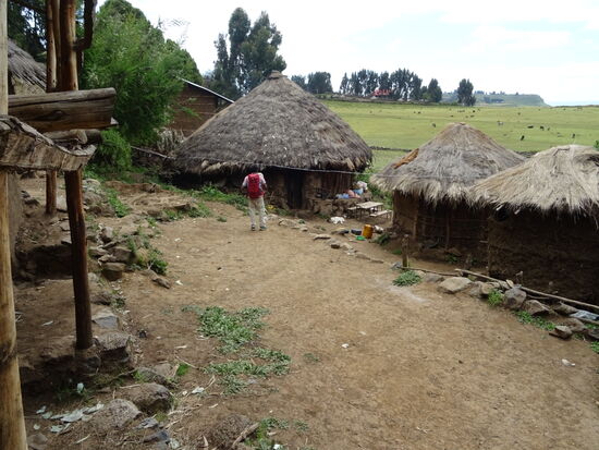 Die Tukuls der Familie