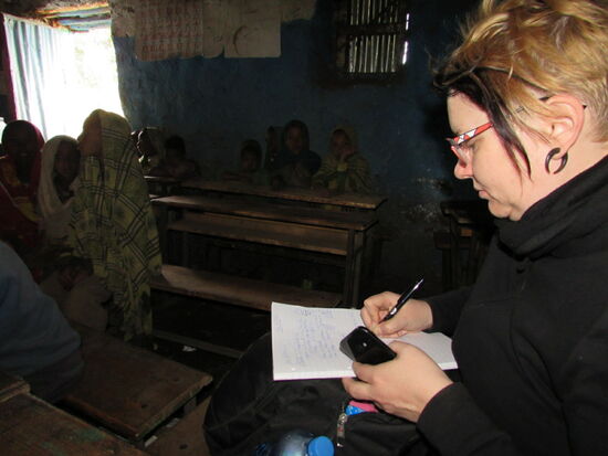 Sylvia und ich sind uns einig, hier sollte als erstes Licht ins dunkel gebracht werden. Darum nimmt Sie auch hier alle nötigen Informationen für den Verein SunHelp auf.