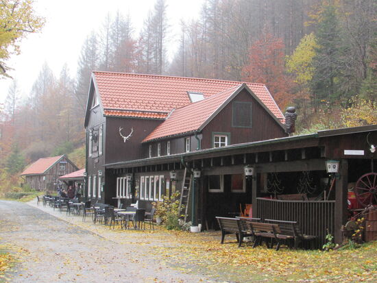 Das Rehberger Grabenhaus. Hier bekommen wir wieder einen Stempel 