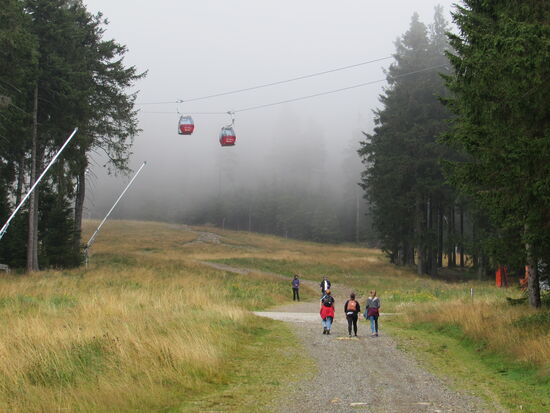 Der Weg ist wenig spekatulär und im Angesicht der Wetterlage, beschließen wir den Rückweg schwebend anzutreten.