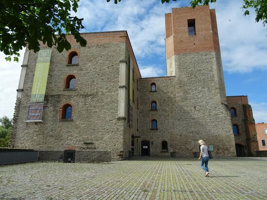 Das einstige Schloss dient heute als Stätte für kulturelle Begegnungen.