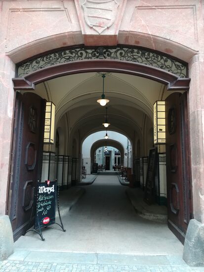 Dann geht es erstmal zum Hostel, einchecken und Rucksäcke abstellen.