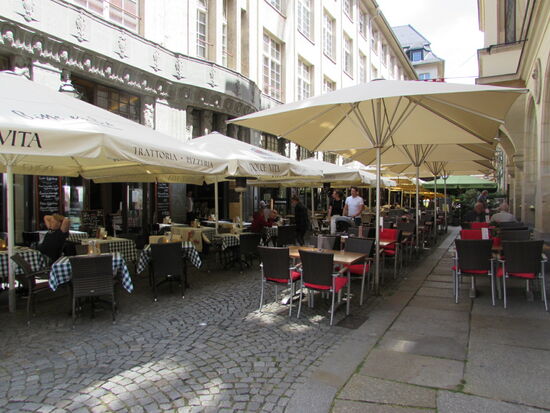Lokal an Lokal im Barfuß Gässchen