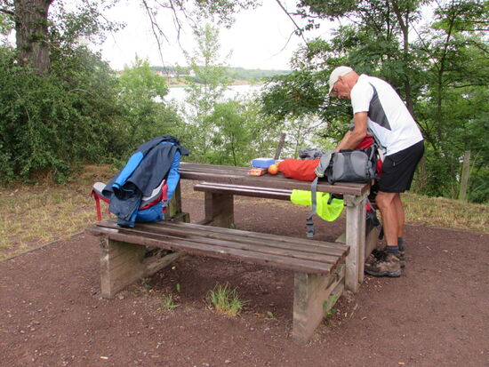 Pause am Großkaynaer See - 13km liegen bereits hinter uns