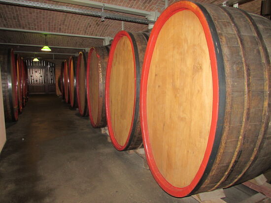 Weitere Fässer aus vergangenen Zeiten.