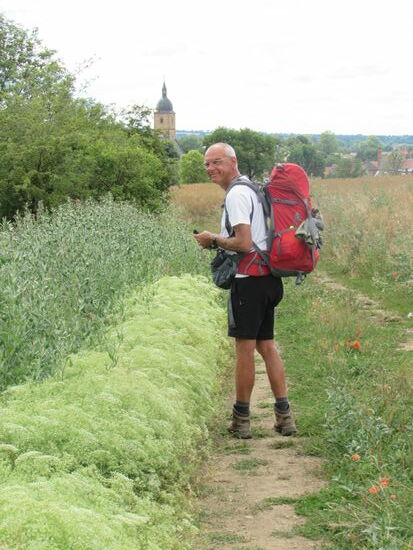 Nach fast 18km können wir unser Etappenziel Buttelstedt schon sehen. Dort wollen wir übernachten