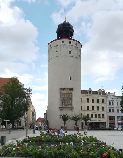 Der Dicke Turm oder auch Frauen Turm genannt war einst Teil der Stadtmauer. Insgesamt sind noch drei Türme erhalten.