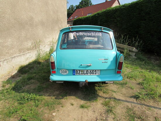 Kaum hatte ich auf den Auslöser gedrückt, scherzte der Besitzer: "Das macht 5€".