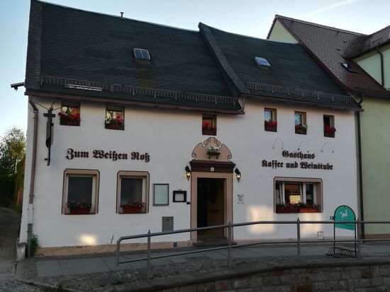 Im ältesten Gebäude der Stadt (erbaut 1522), befindet sich auch das älteste Restaurant von Königsbrück. Hier essen wir zu Abend.