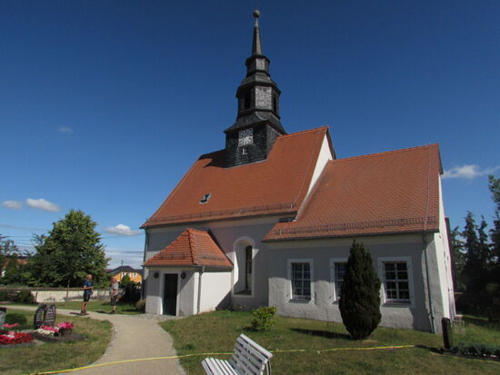 Die Kirche in Tauscha