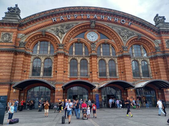 Ankunft am Hauptbahnhof in Bremen