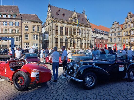 Wir nutzen die Gelegenheit und schauen uns etwas um.
