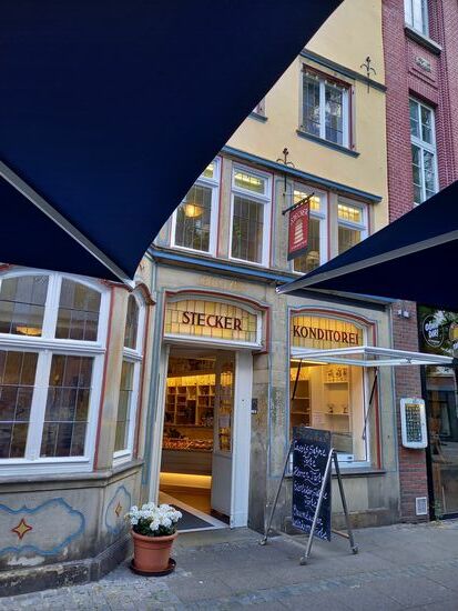 In der Knochenhauerstraße befindet sich ein Gebäude das heute ein Café beherbergt. Doch früher befand sich hier eine Schlachterei.