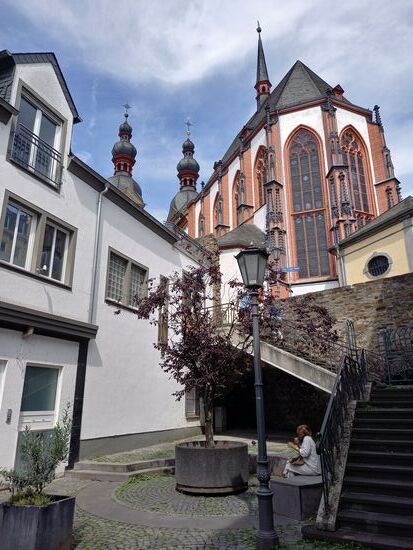 Eine andere Ansicht der Liebfrauenkirche.