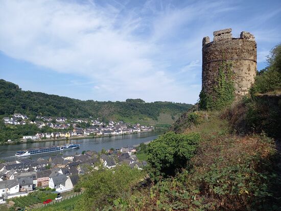 Ausblick vom Hexenturm, der ein Teil der Burganlage ist.