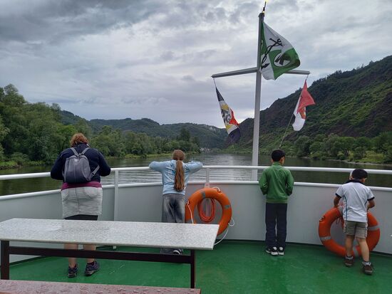 Schließlich wollten wir die Stadt und die Mosel noch vom Boot erleben. Leider hat sich der Himmel zugezogen.
