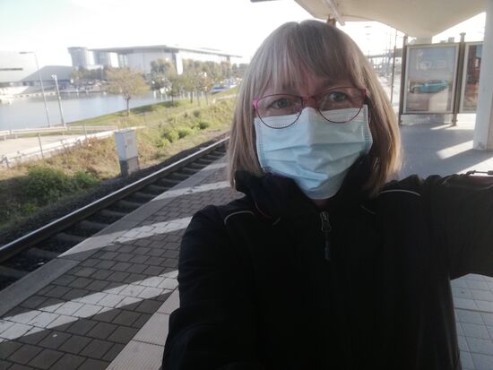 Mit Maske - Corona lässt grüßen