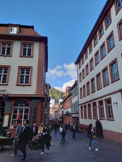 Wieder in der Altstadt suchen wir uns ein schönes Plätzchen für ein warmes Getränk.