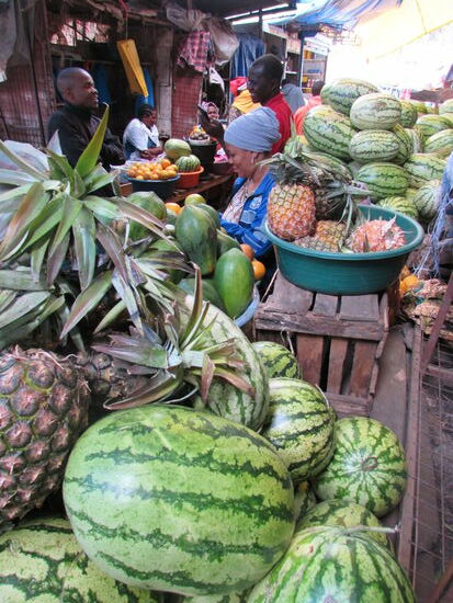 Obst und Gemüse ist reichlich vorhanden